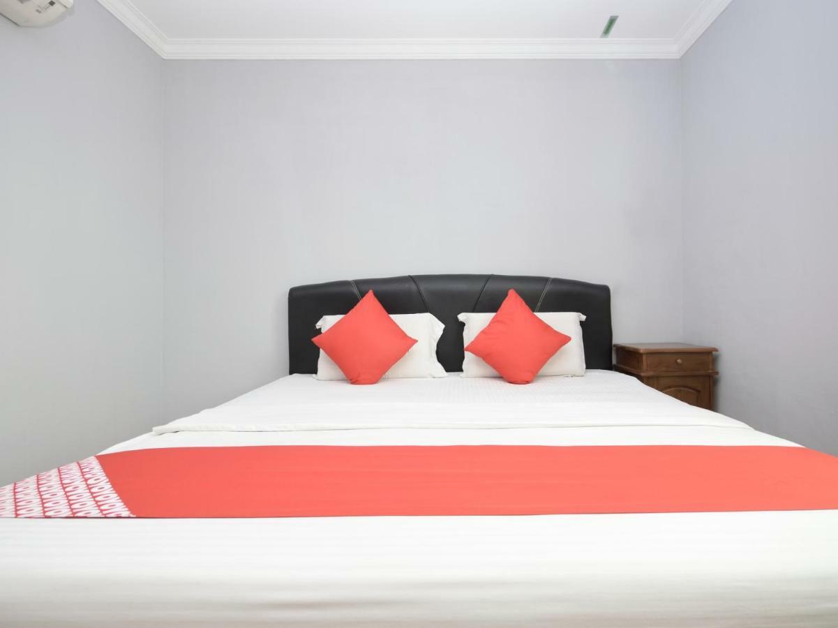 Oyo 892 Hotel Grand Nadia Labuan Eksteriør billede